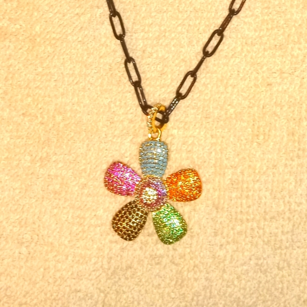 Happy summer necklace by Alexa Rea